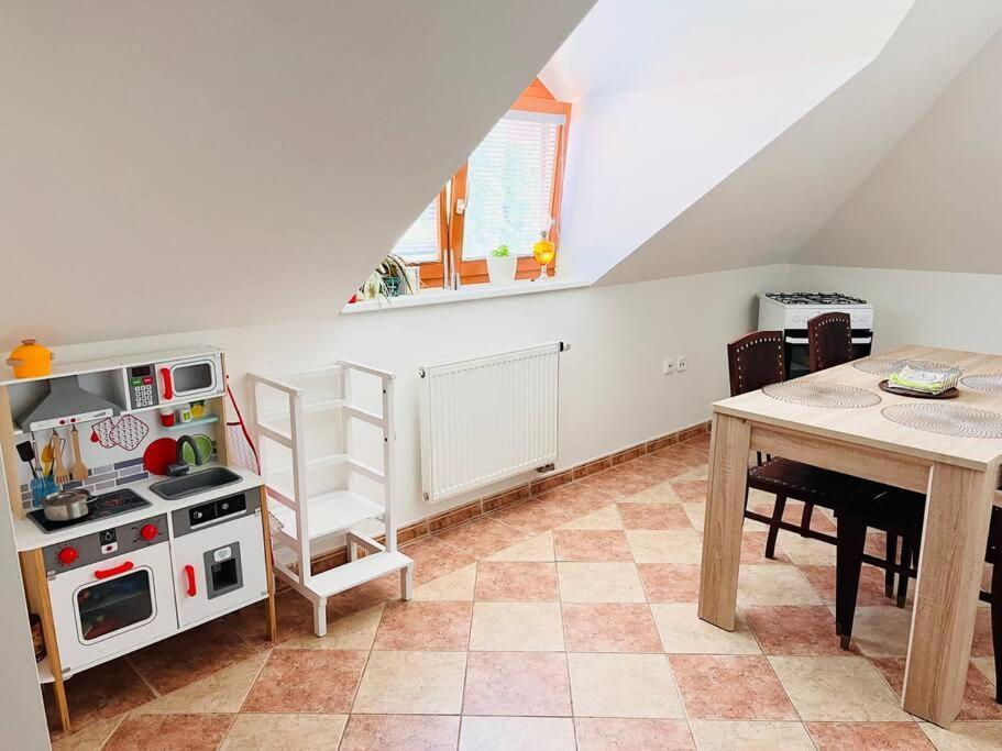 Apartman Se Zahradou 20 Minut Do Centra Prahy Ořech Extérieur photo